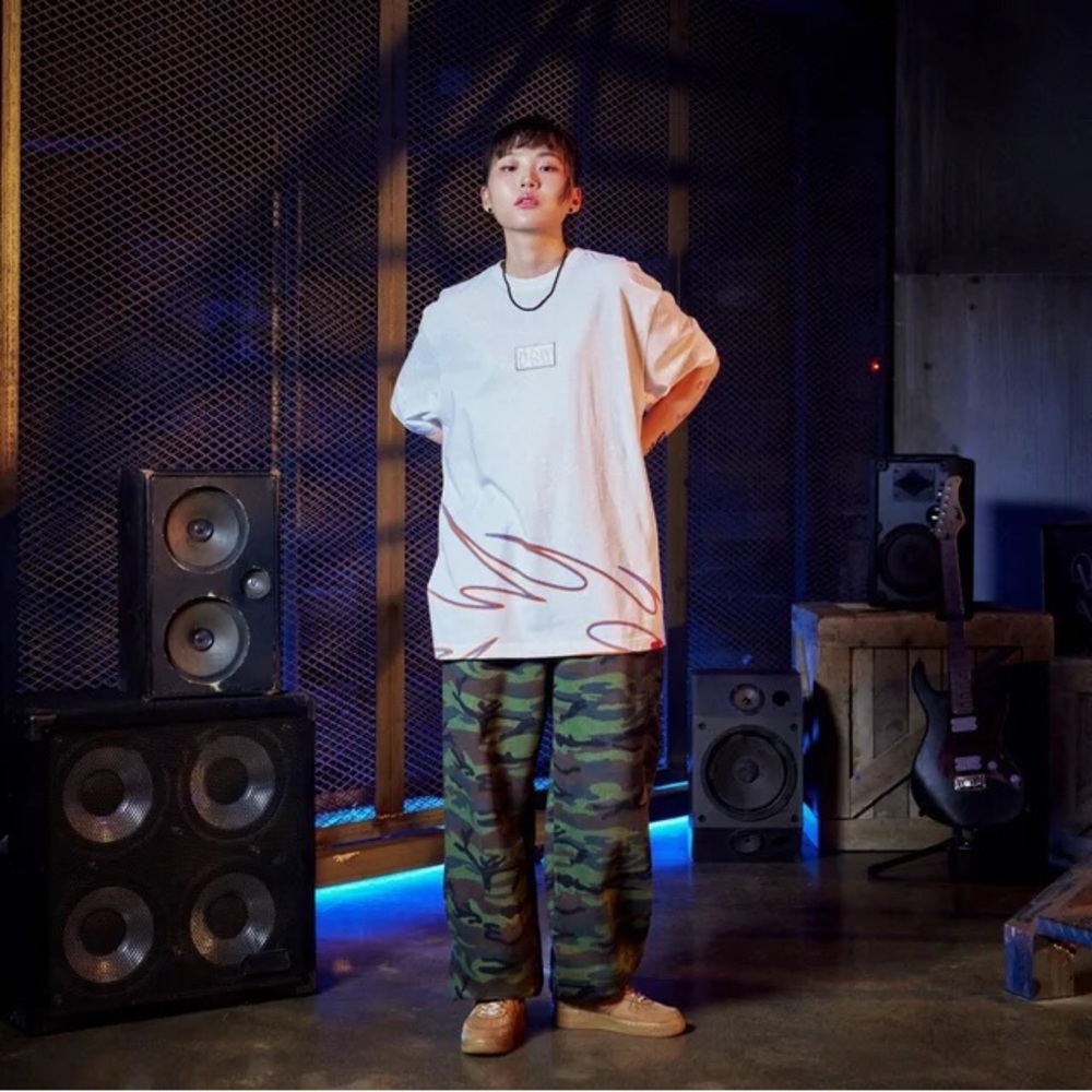 d day tour flame shirt ♡